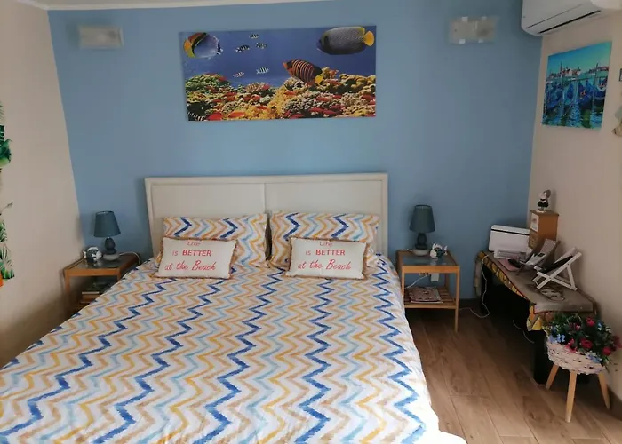 Viky House דירה *
